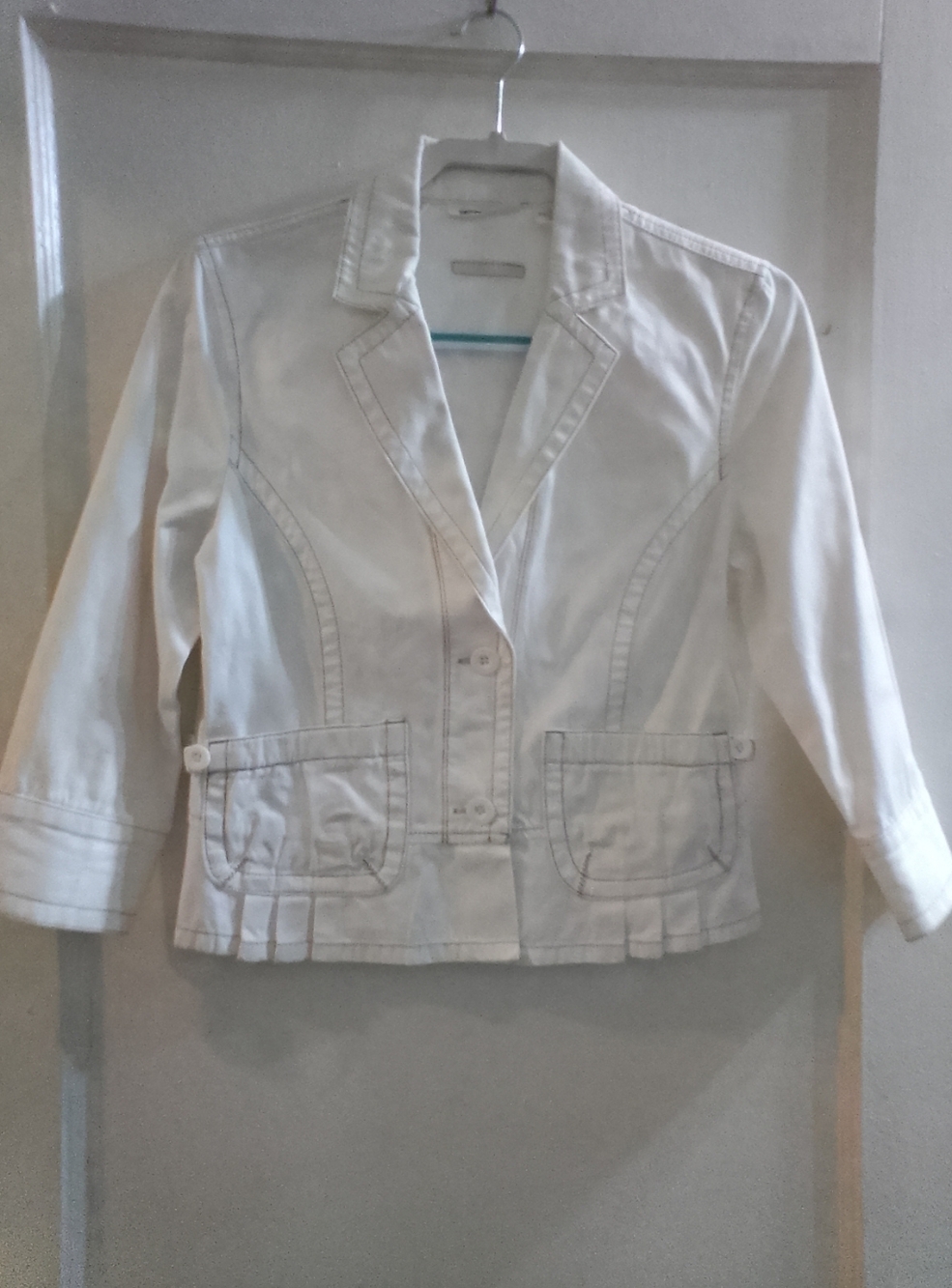 DKNY Women's White Button-Front Casual Blazer Jacket